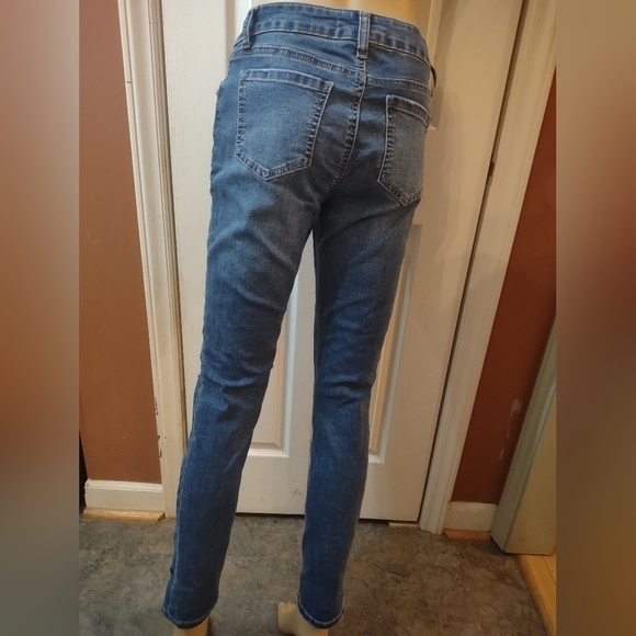 Ashley Mason size 9 women's jeans floral distressed design decorative - Picture 3 of 7